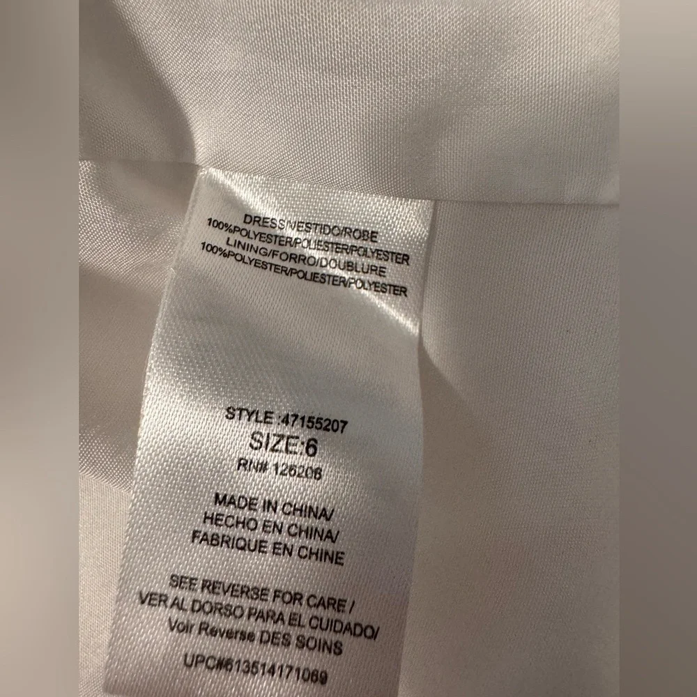 Laura Ashley London Girls Cream Party Dress Ruffle Sleeves Rose Trim size 6
